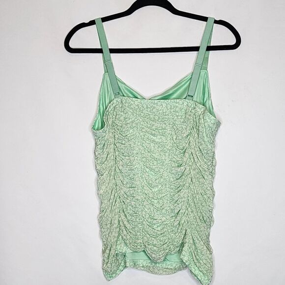 2X 18W 20W Torrid Green Floral Stretch Mesh Cropped Shirred Cami Square Neck Tan - Picture 4 of 6